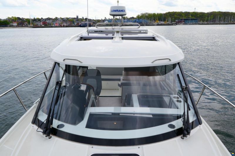Jeanneau Merry Fisher 895