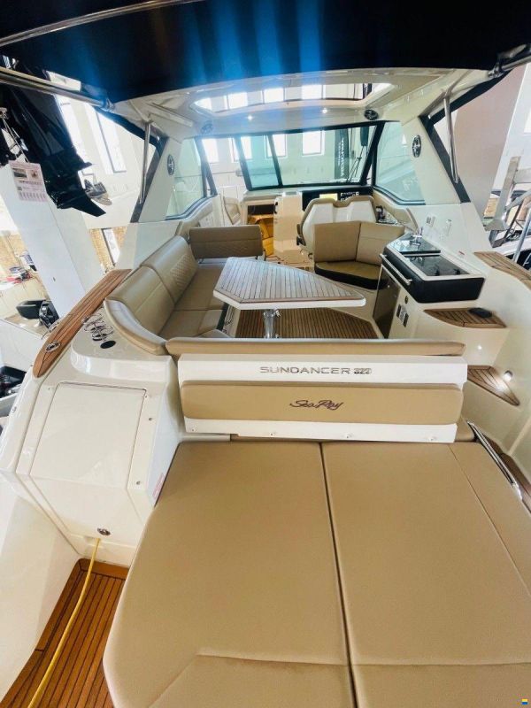 Sea Ray 320 Coupe Sundancer