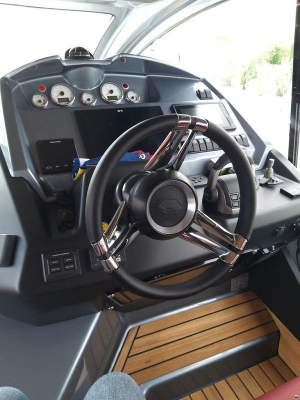 Cranchi 44 HT