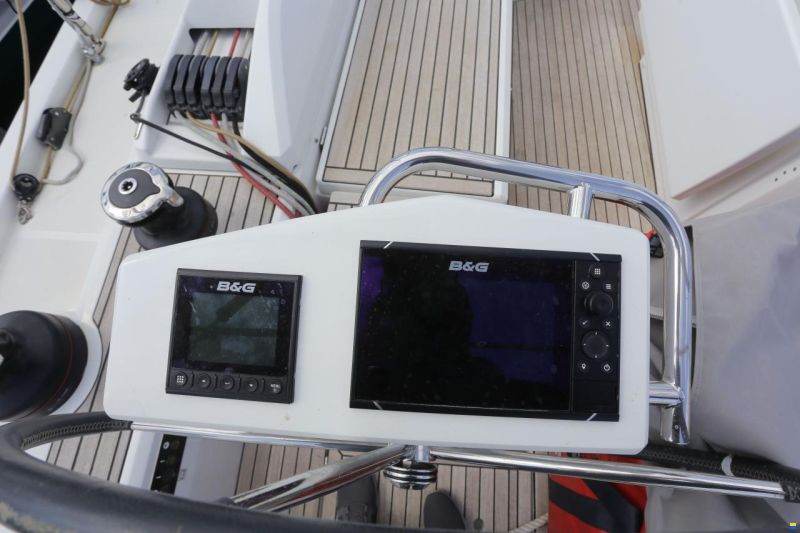 Beneteau Oceanis 51.1