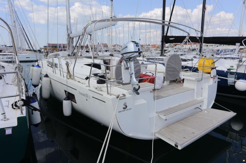 Beneteau Oceanis 51.1