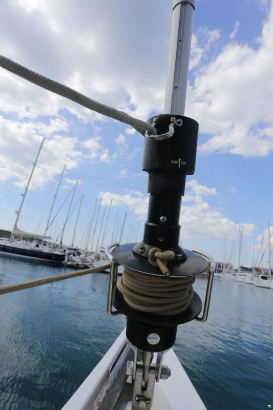 Beneteau Oceanis 51.1