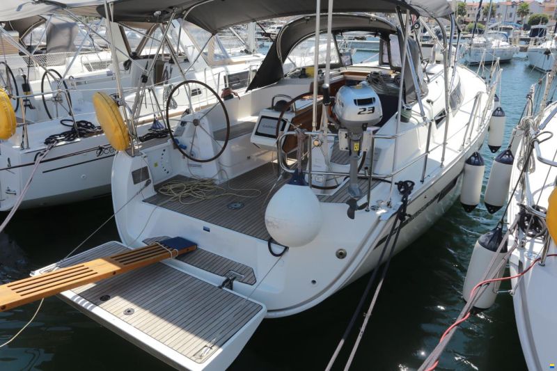 Bavaria Cruiser 37