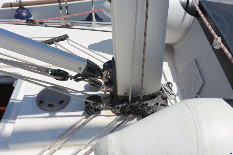 Bavaria Cruiser 37