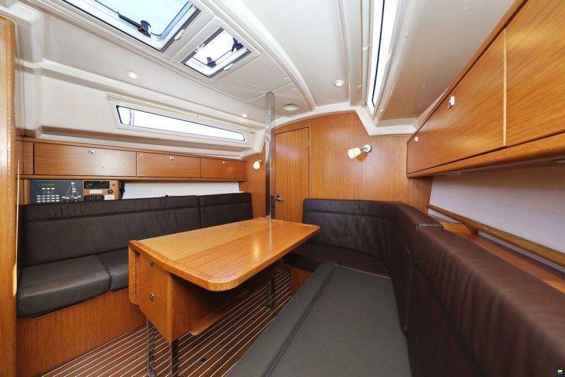 Bavaria Cruiser 34