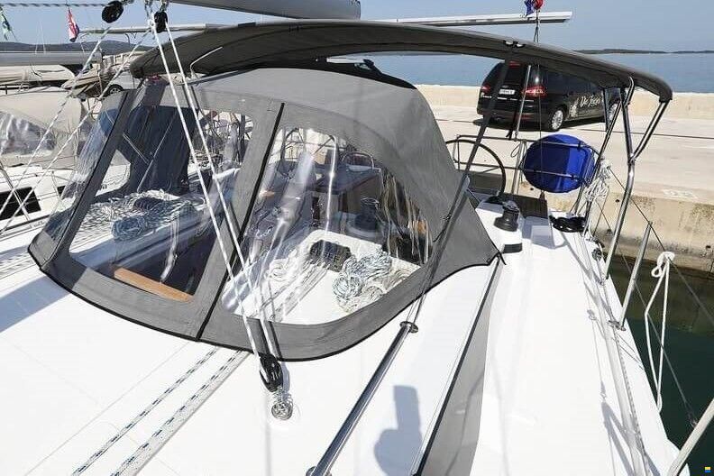 Bavaria C38