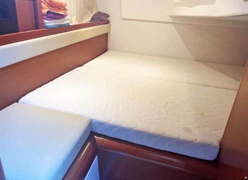 Beneteau Gran Turismo 34 Flyer