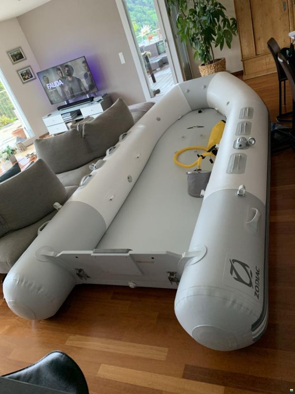 Zodiac Cadet 360 fastroller