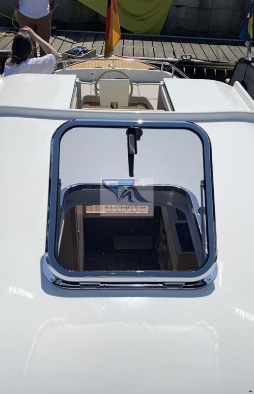 Yachtwerft Hamburg GmbH Elektro Tuckerbo