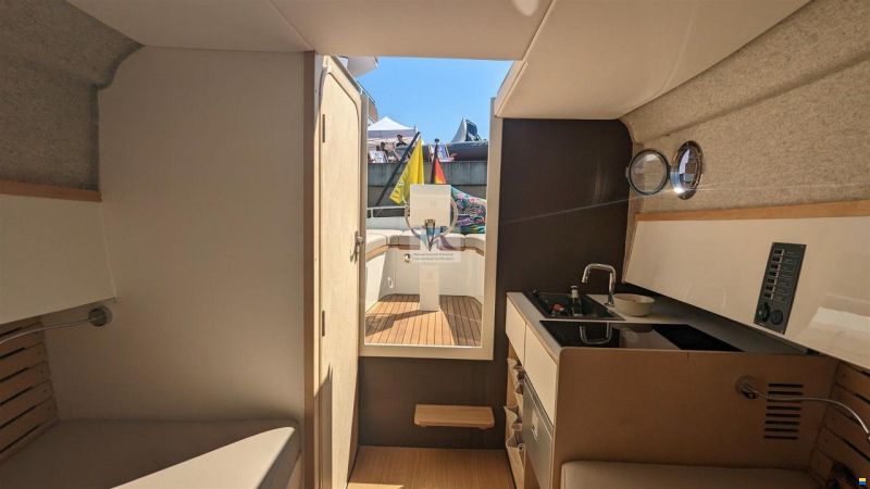 Yachtwerft Hamburg GmbH Elektro Tuckerbo