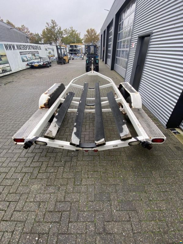 Stallingstrailer Tandemasser geremd