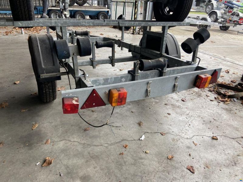Freewheel Kantel stallingstrailer