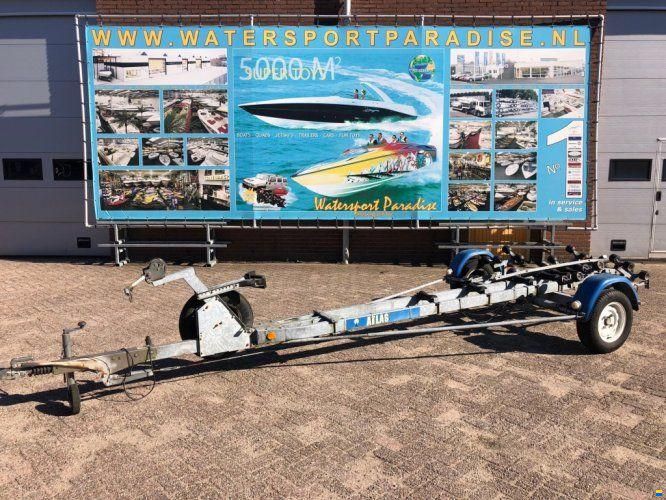 Stallingstrailer Atlas 1-asser geremd