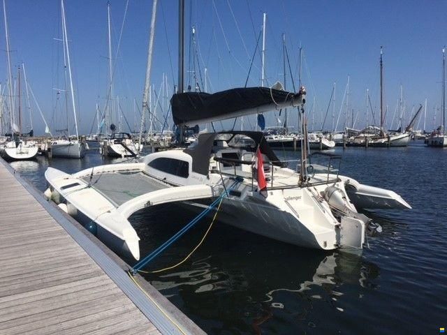 Corsair Marine 36 Tri