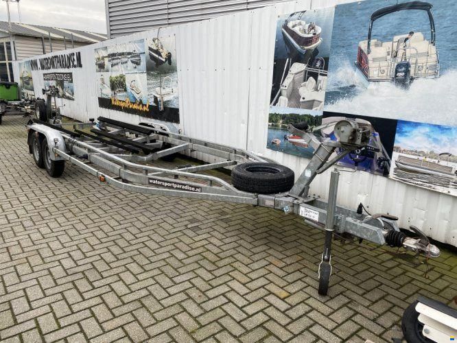 Freewheel Balkentrailer 3500KG