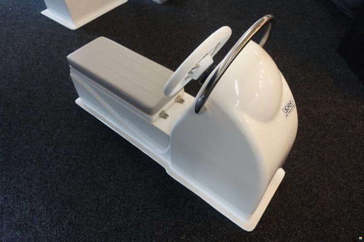 Jockey seat For Rib