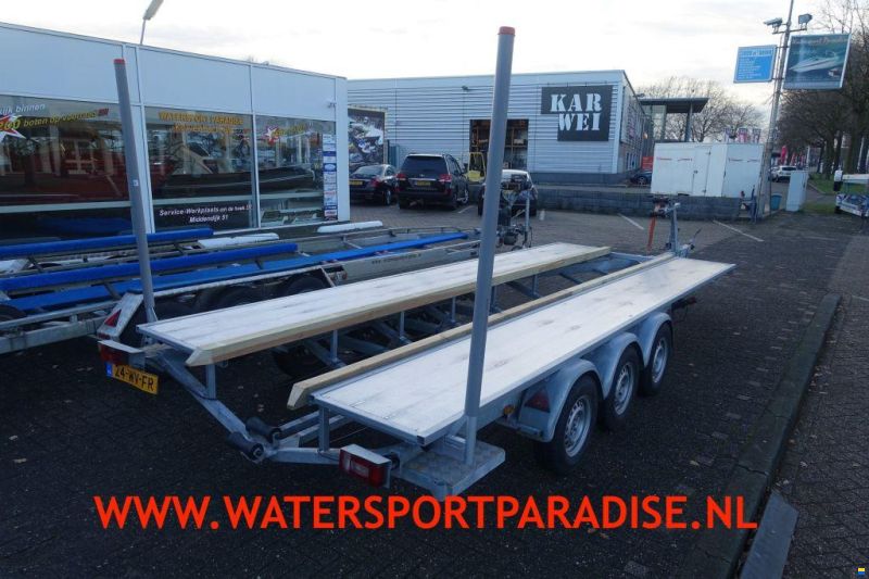 Freewheel Pontoontrailer 3-asser 3500