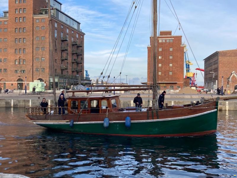 Deutsche Werke Traditionssegler, Segelkutter, 100 Jahre image