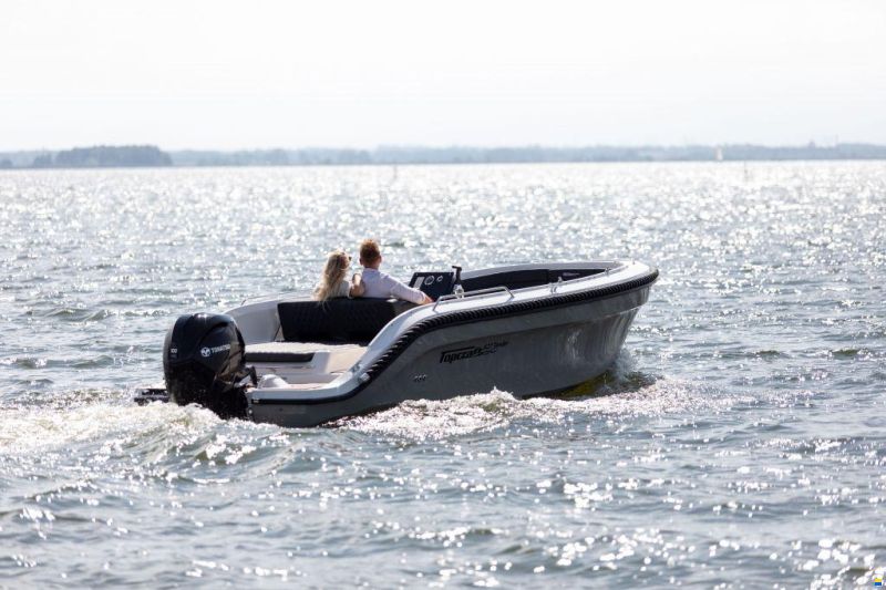Topcraft 627 Tender