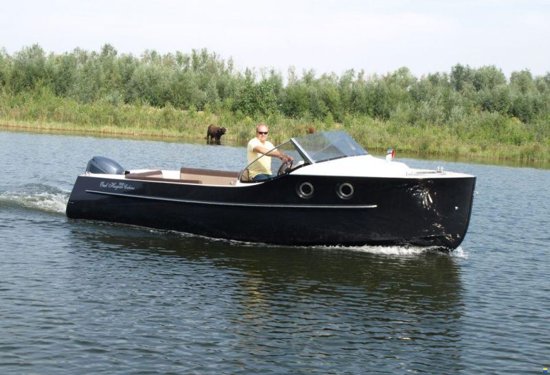 Oud Huijzer 700 CABINE, zeer chique en stijlvol