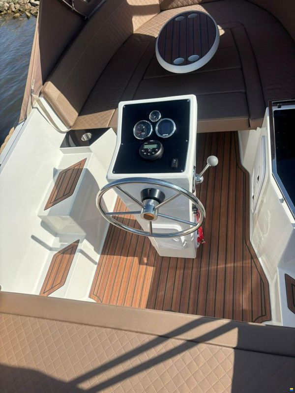 SilverYacht 655 Tender