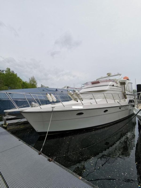 Astor 44