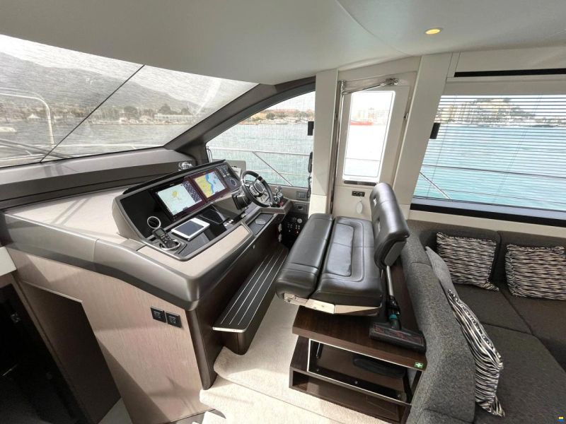 Sunseeker Manhattan 68