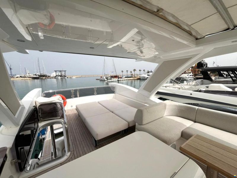 Sunseeker Manhattan 68