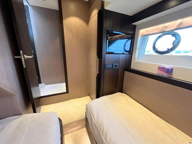 Sunseeker Manhattan 68