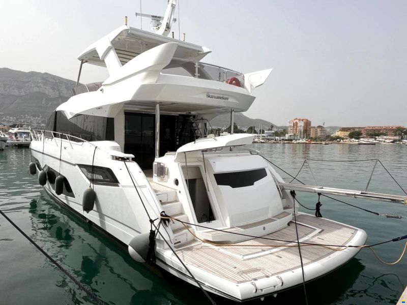 Sunseeker Manhattan 68