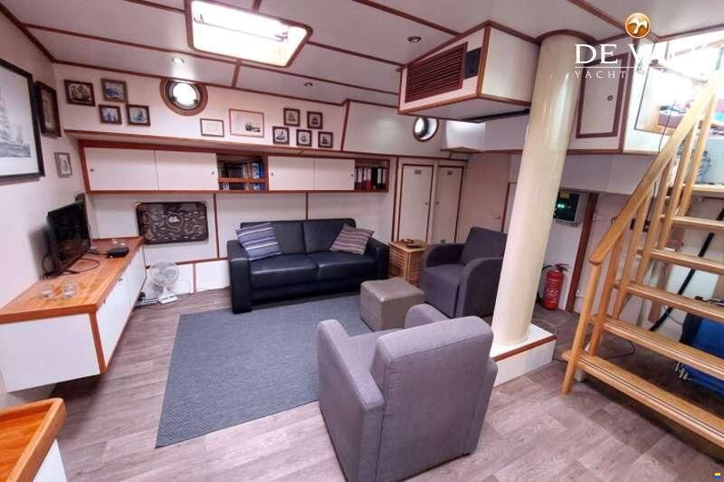 Logger Schooner 22