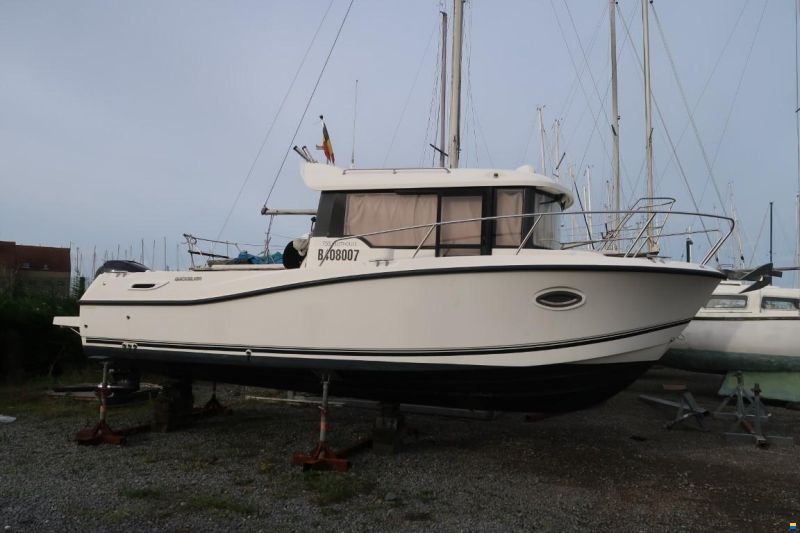 Quicksilver 755 Pilothouse