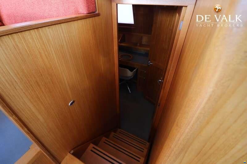 Pilot Whale 45