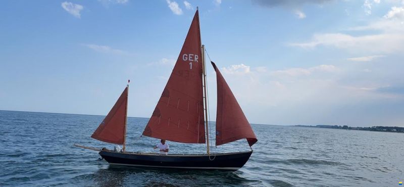 Honnor Marine Drascombe Longboat image