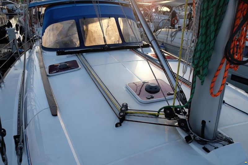 Jeanneau Sun Odyssey 44i Owners Version