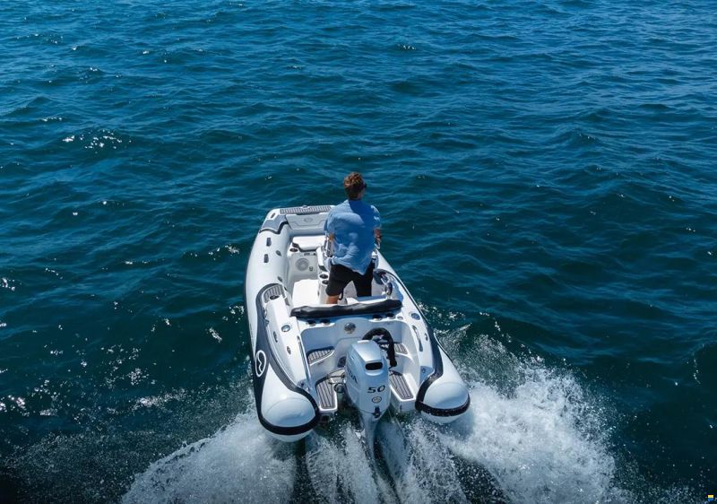 Walker Bay G12