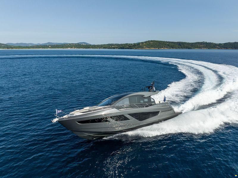 Sunseeker Predator 65