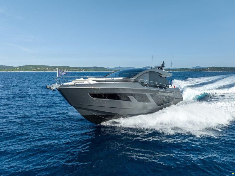 Sunseeker Predator 65