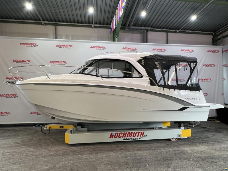 Beneteau Antares 7 OB