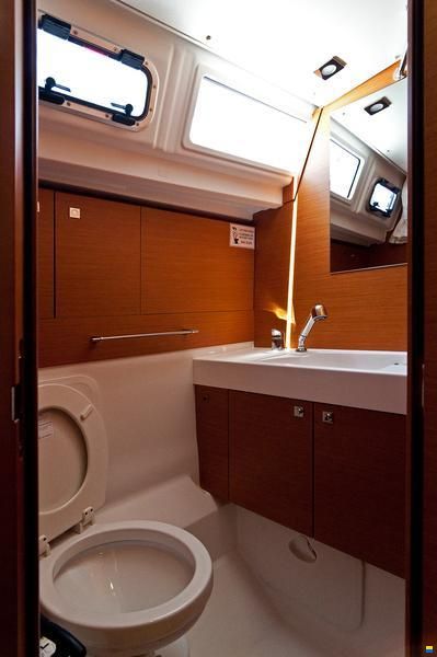 Jeanneau Sun Odyssey 469