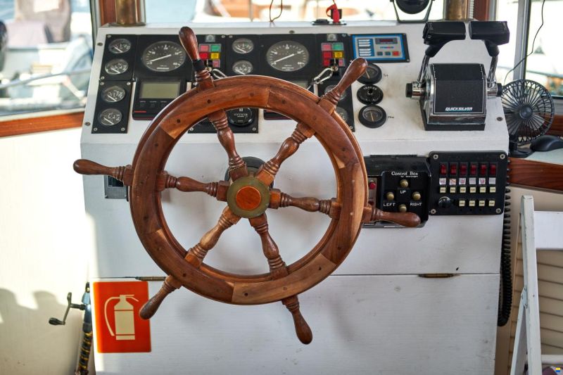 House Boat 13.84 meters