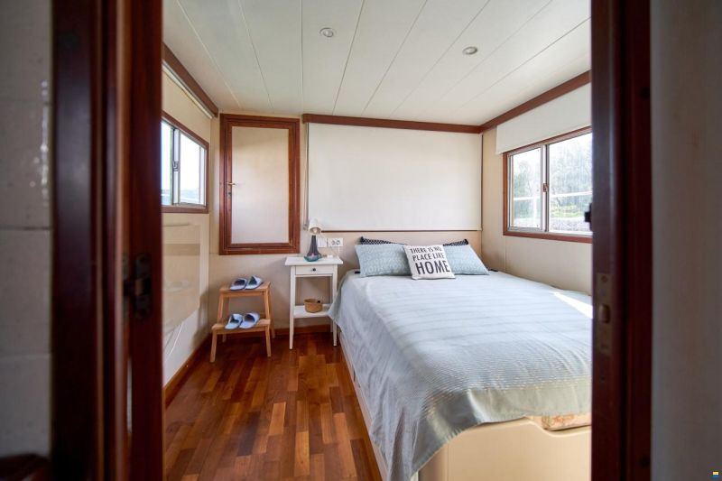 House Boat 13.84 meters