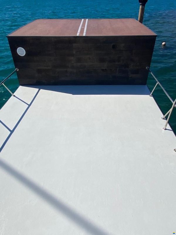 House Boat 13.84 meters