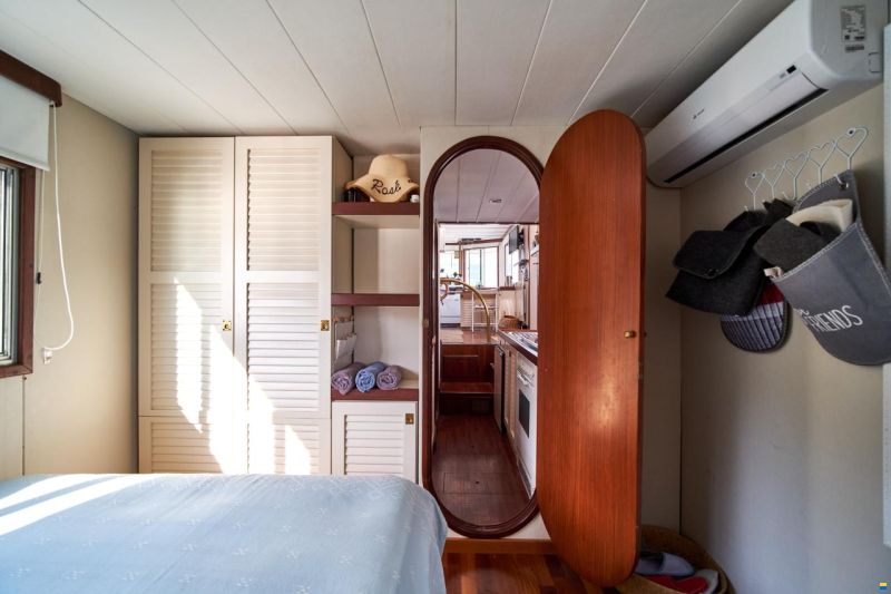 House Boat 13.84 meters