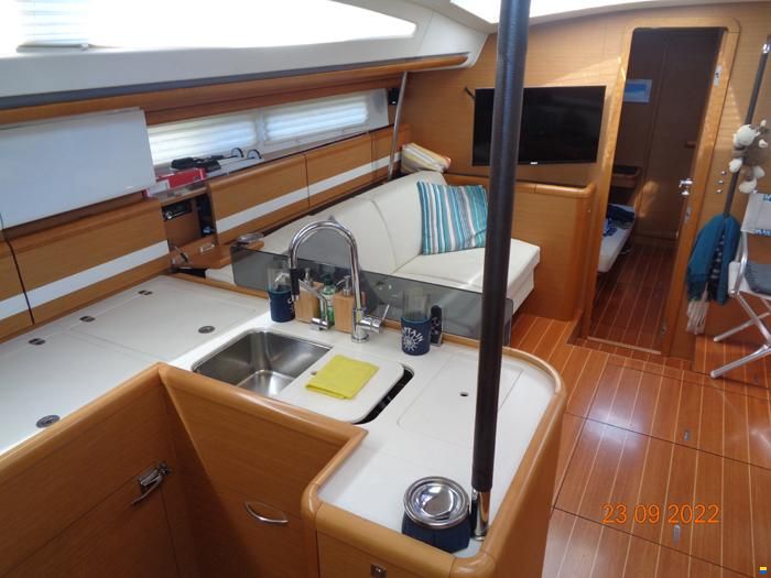 Jeanneau 57