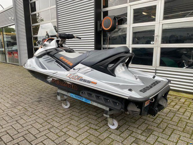 Sea-Doo RXT 255 RS