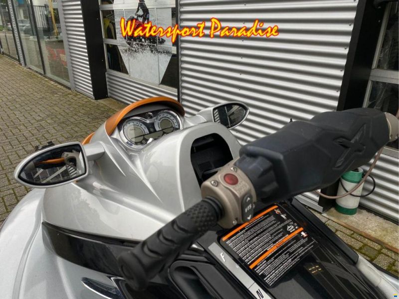 Sea-Doo RXT 255 RS