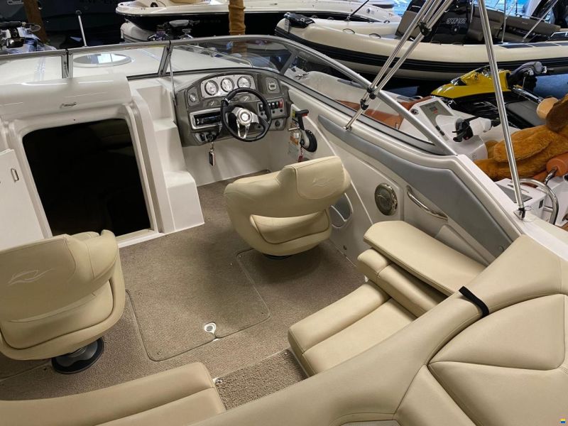 Rinker MTX 220