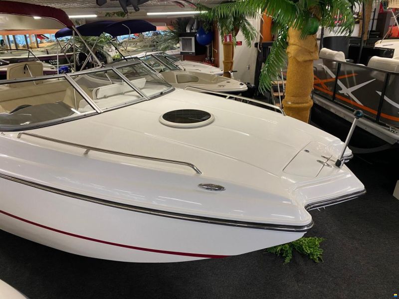Rinker MTX 220