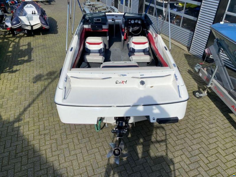 Bayliner Capri Bowrider